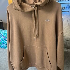 ALO Yoga womens Toasted Almond Accolade Hoodie